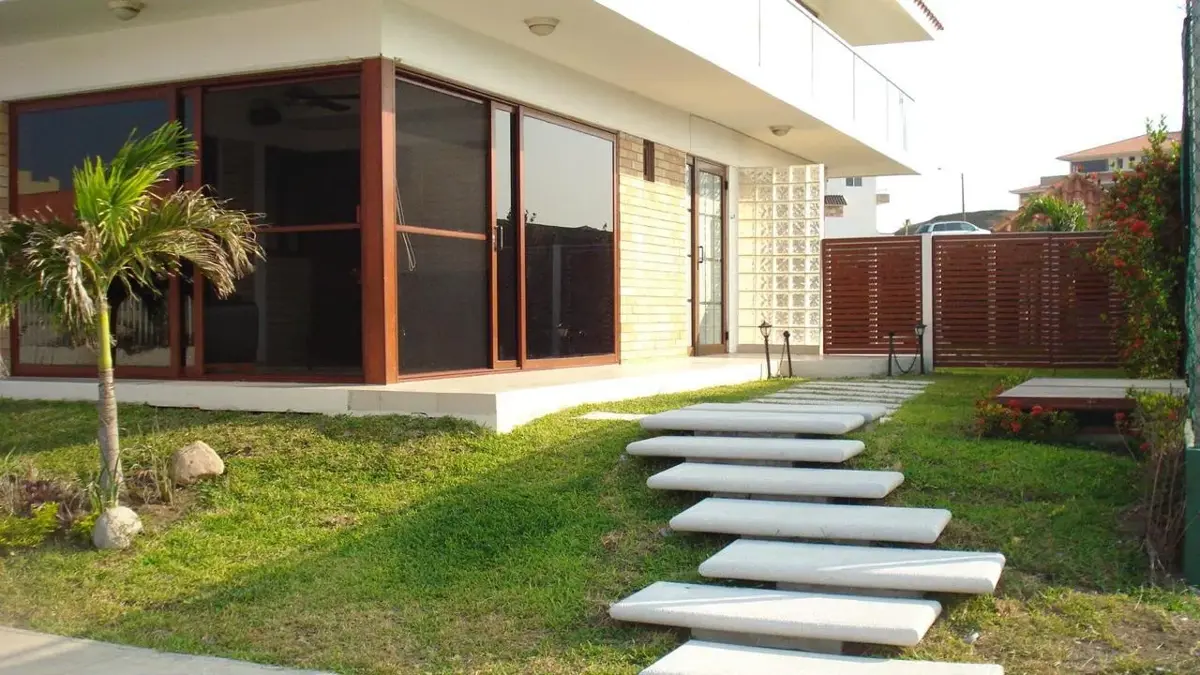 Casa en venta en Vista Bella, Alvarado — foto 1 de 48