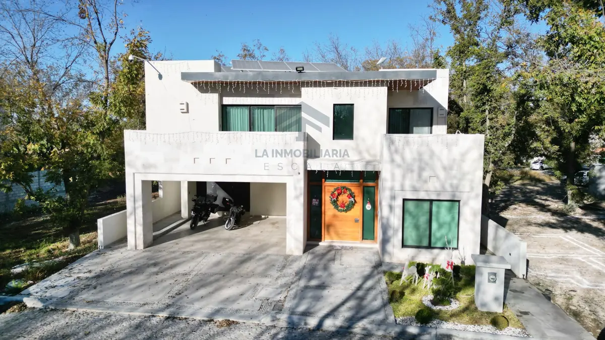 Casa en venta en San Alberto, Saltillo — foto 1 de 24