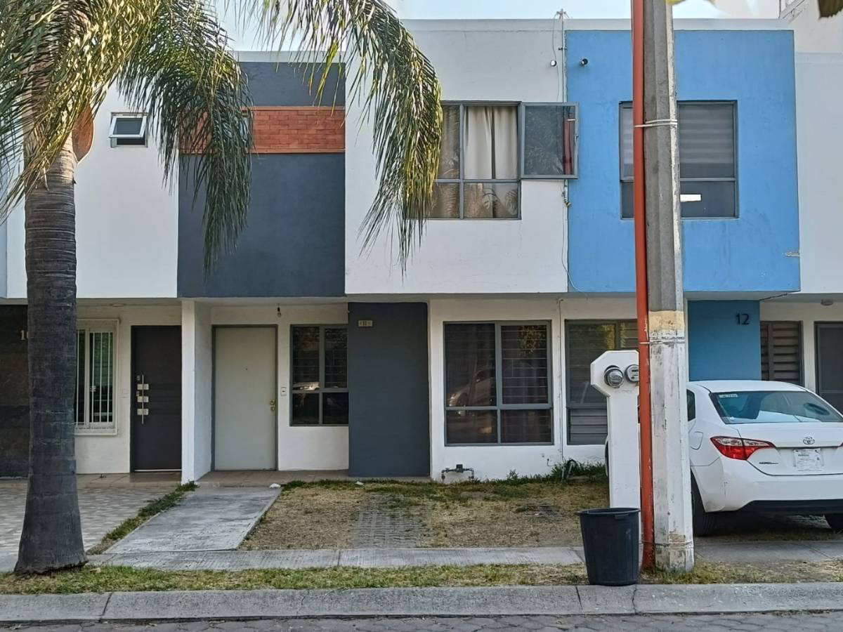 Casa en renta en Parques del Bosque, San Pedro Tlaquepaque — foto 1 de 14