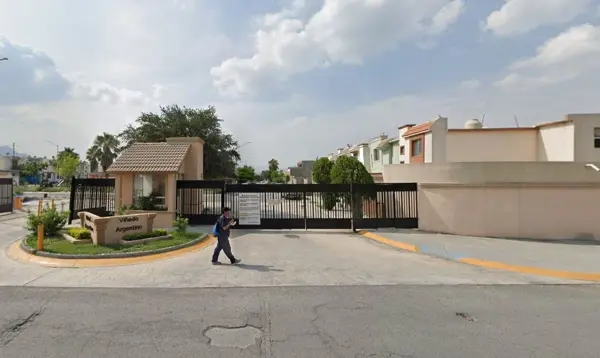 Casa en venta en Los Viñedos, Santa Catarina — foto 3 de 10
