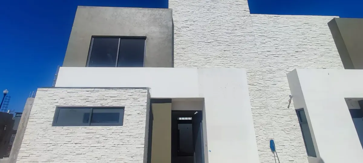 Casa en venta en Misión de la Montaña, Morelia — foto 1 de 23