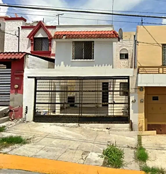 Casa en Colinas de Valle Verde, Monterrey, Nuevo León