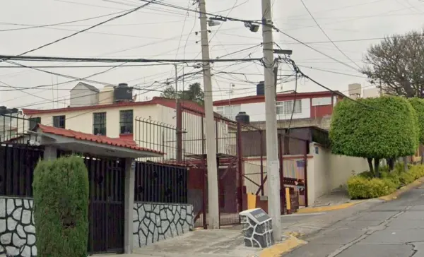 Casa en venta en Valle de Aragon, Nezahualcóyotl — foto 3 de 5