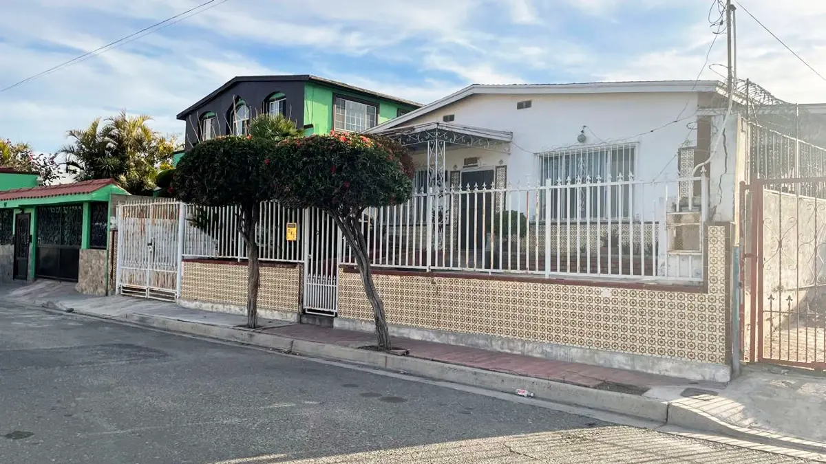 Casa en venta en Soler, Tijuana — foto 1 de 10