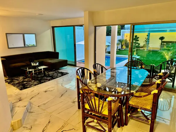 Casa en venta en Los Tulipanes, Cuernavaca — foto 2 de 24