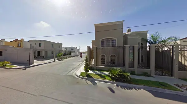 Casa en venta en Las Fuentes Sección Lomas, Reynosa — foto 3 de 12