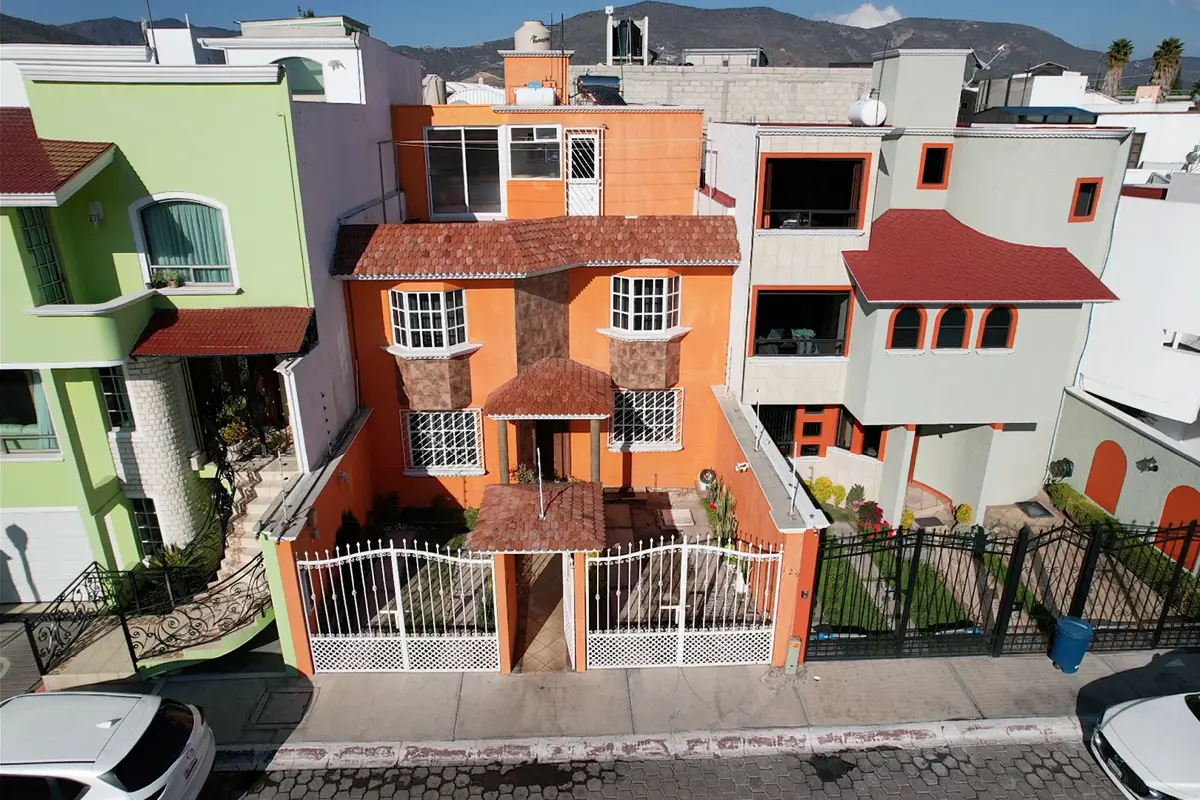 Casa en venta en Arboledas de San Javier, Pachuca de Soto — foto 1 de 26