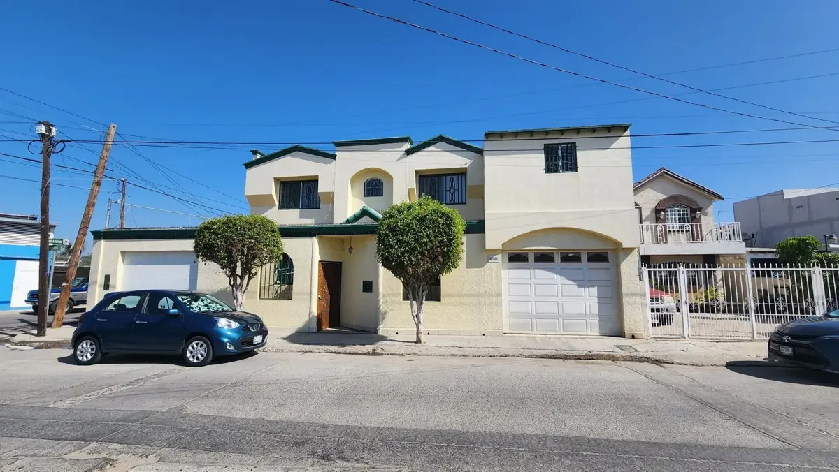 Casa en venta en Otay Universidad, Tijuana — foto 1 de 23