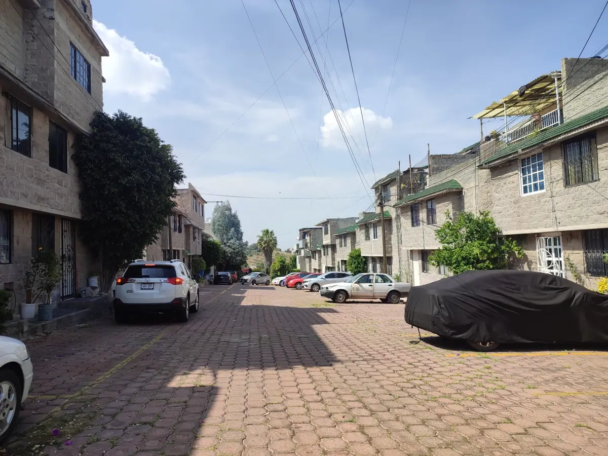 Casa en venta en El Obelisco, Coacalco de Berriozábal — foto 1 de 18