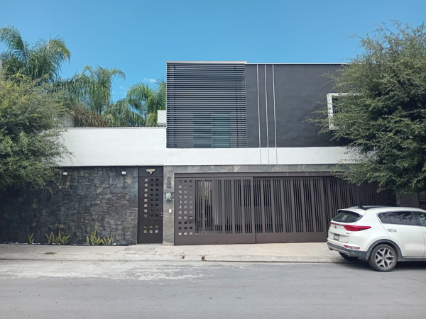Casa en venta en Puerta de Hierro, Monterrey — foto 2 de 16