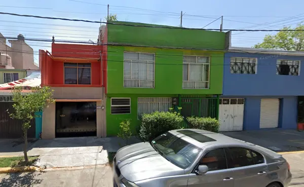 Casa en venta en Los Reyes Ixtacala 1ra. Sección, Tlalnepantla de Baz — foto 2 de 40