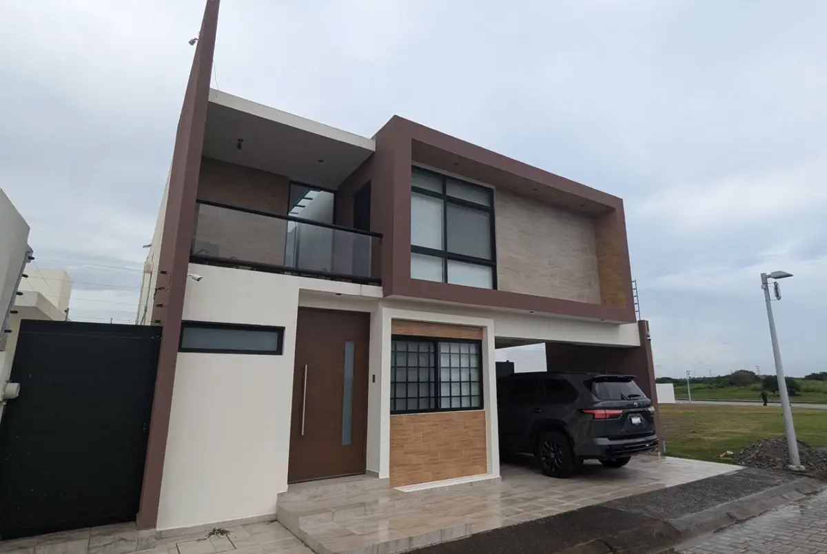Casa en venta en Nuevo Veracruz, Veracruz — foto 1 de 13