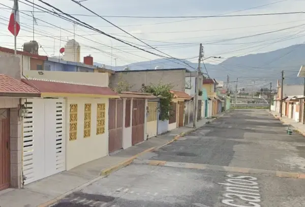 Casa en venta en Villa de las Flores 1a Sección (Unidad Coacalco), Coacalco de Berriozábal — foto 3 de 13