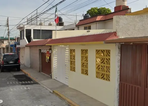 Casa en venta en Villa de las Flores 1a Sección (Unidad Coacalco), Coacalco de Berriozábal — foto 2 de 13