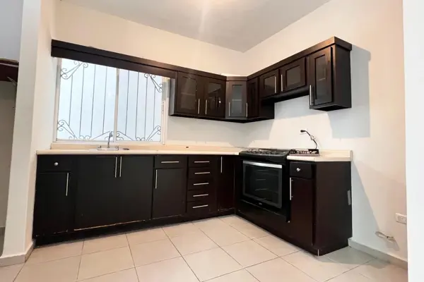 Casa en renta en Bonterra, Ramos Arizpe — foto 3 de 15