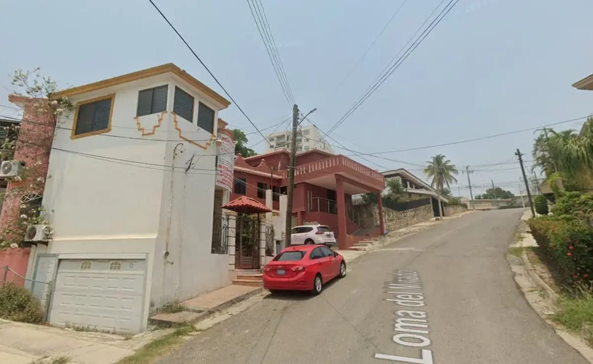 Casa en venta en Lomas de Rosales, Tampico — foto 1 de 5
