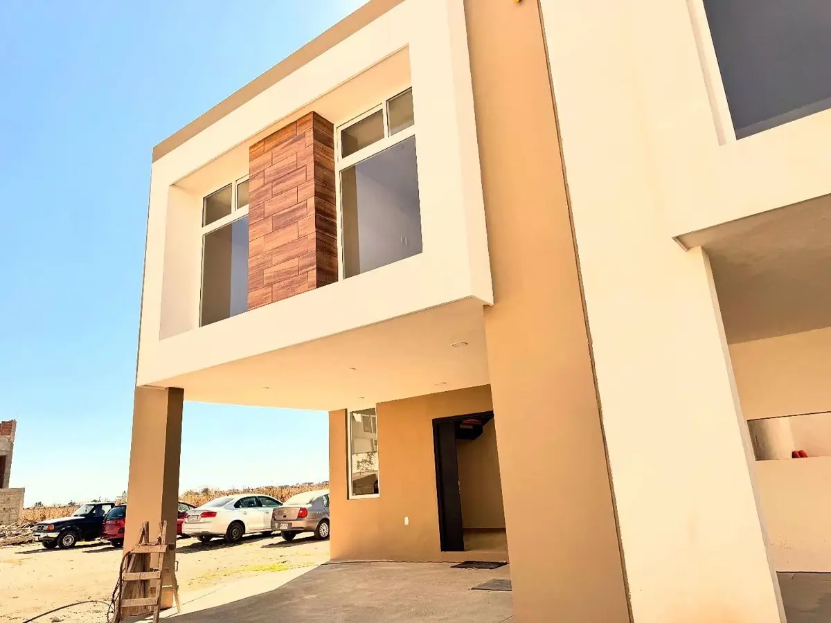 Casa en venta en San Salvador Tizatlalli, Metepec — foto 1 de 16