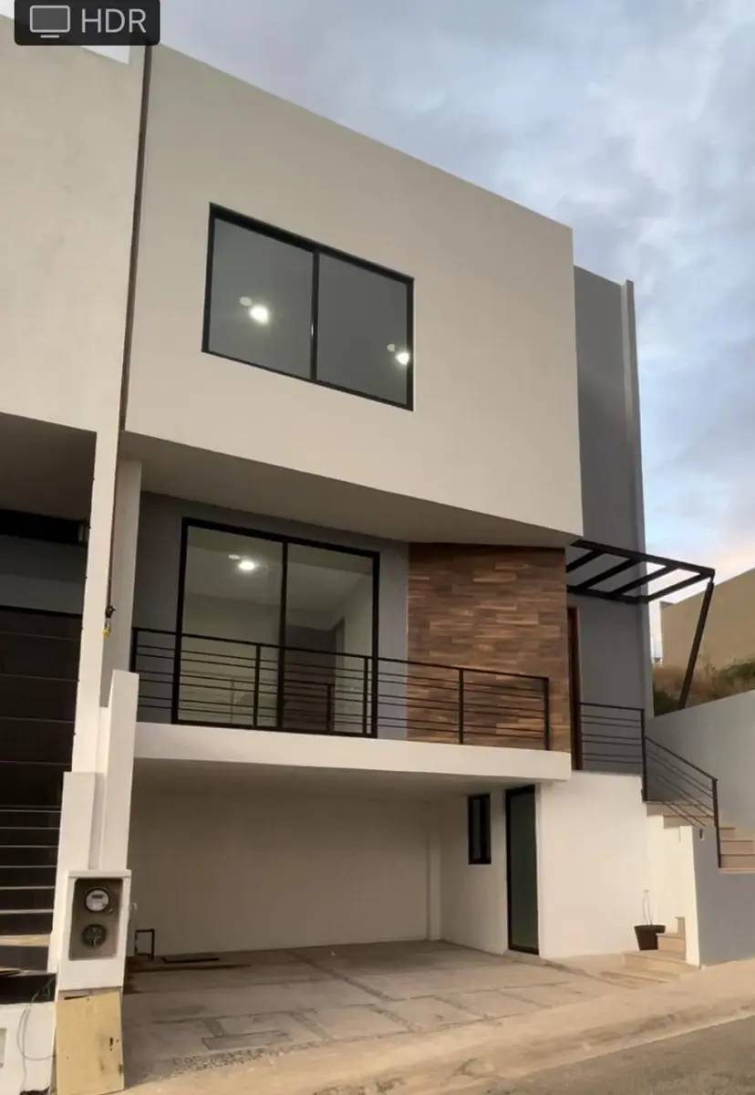 Casa en venta en Bosque Esmeralda, Atizapán de Zaragoza — foto 1 de 19