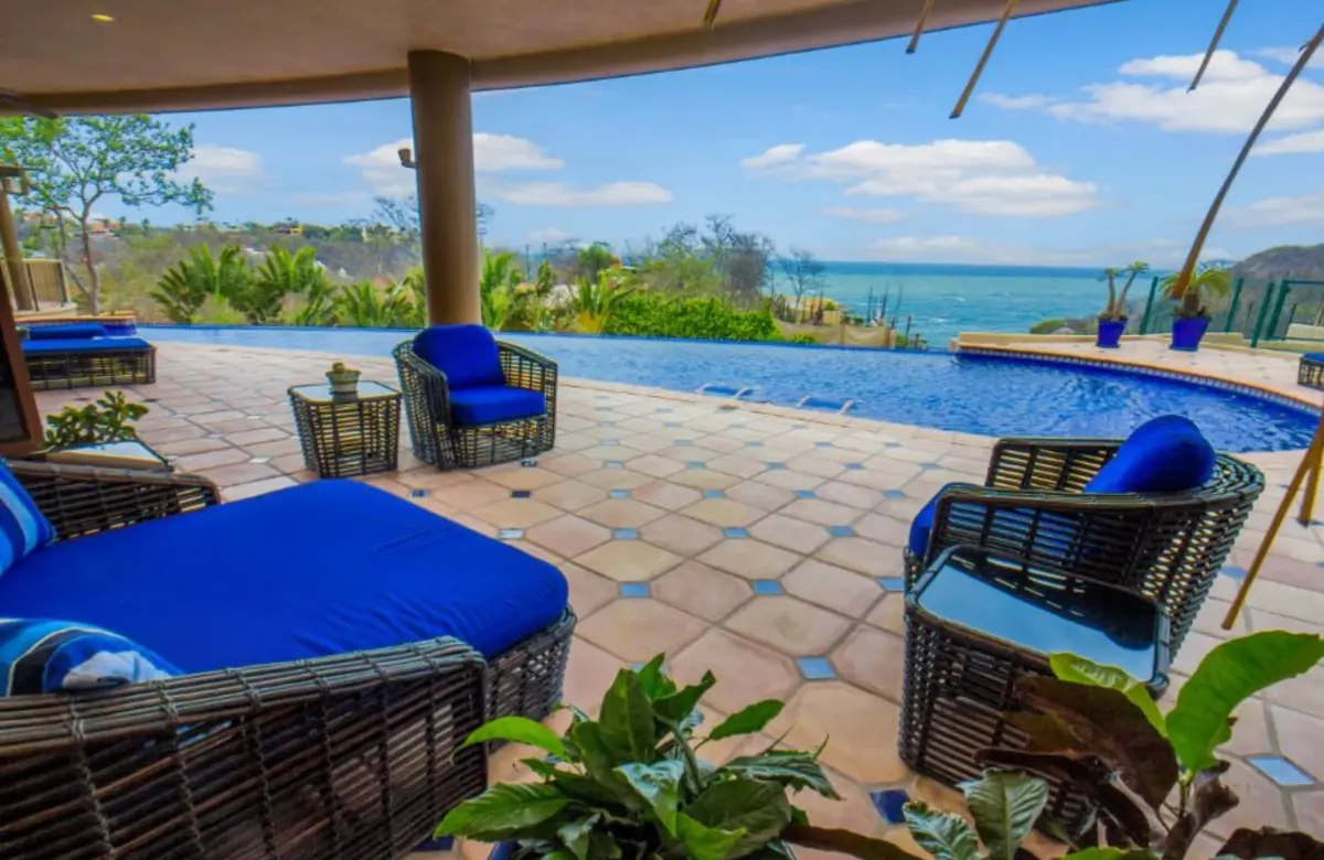 Casa en venta en Balcones Tangolunda, Santa María Huatulco — foto 1 de 45
