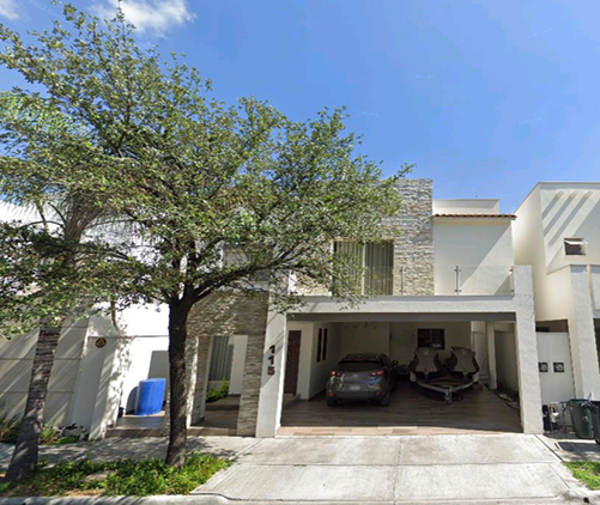 Casa en remate en Bosques de las Cumbres, Monterrey, Nuevo León