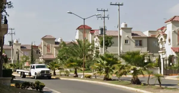 Casa en venta en Urbi Quinta Montecarlo, Cuautitlán Izcalli — foto 3 de 5