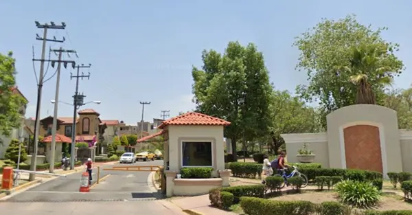 Casa en venta en Urbi Quinta Montecarlo, Cuautitlán Izcalli — foto 3 de 6