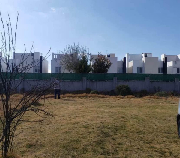 Terreno en San Miguel Totocuitlapilco, Metepec, México
