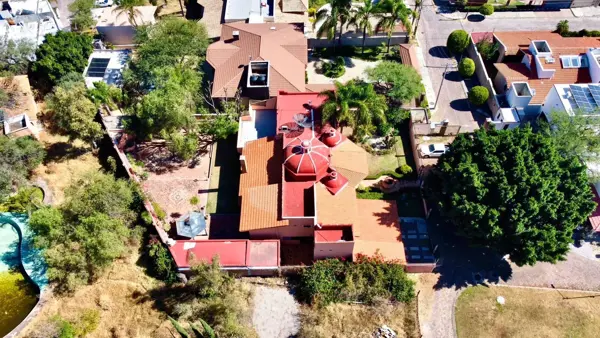 Casa en renta en Balcones del Campestre, León — foto 3 de 28