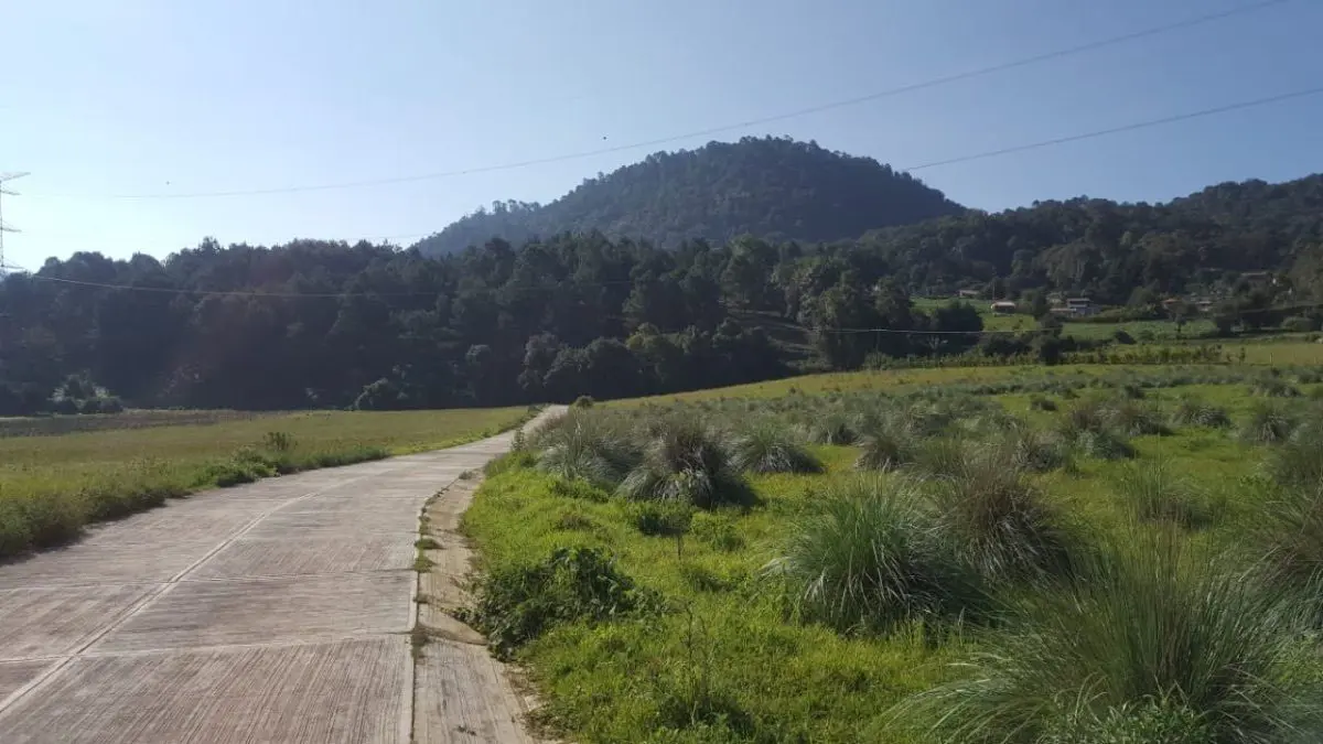 Terreno en venta en El Fresno (El Fresno la Compañía), Valle de Bravo — foto 1 de 3