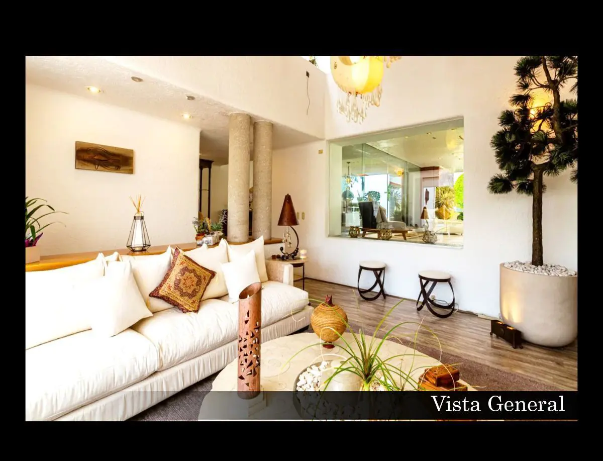 Casa en venta en Hacienda de las Palmas, Huixquilucan — foto 1 de 18