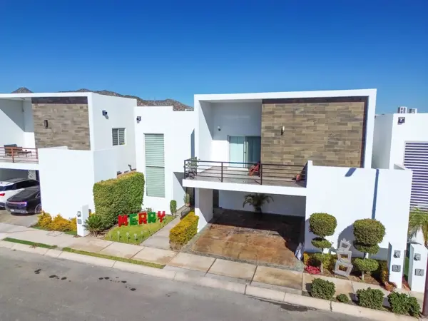 Casa en venta en Santerra, Hermosillo — foto 2 de 27