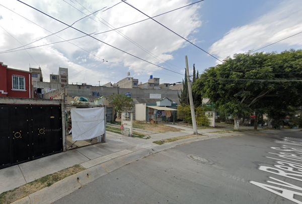 Casa en venta en Real de San Martín, Valle de Chalco Solidaridad — foto 2 de 45