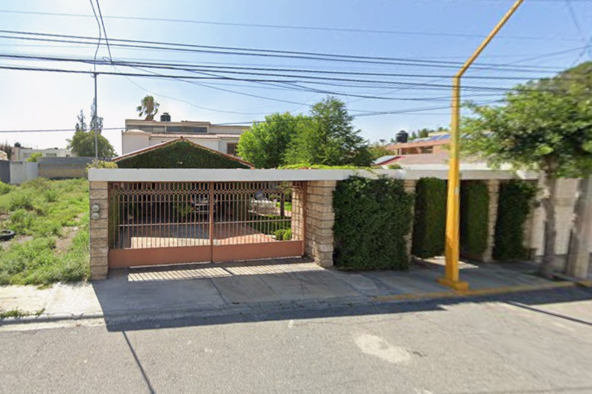 Casa en venta en Latinoamericana, Saltillo — foto 1 de 8