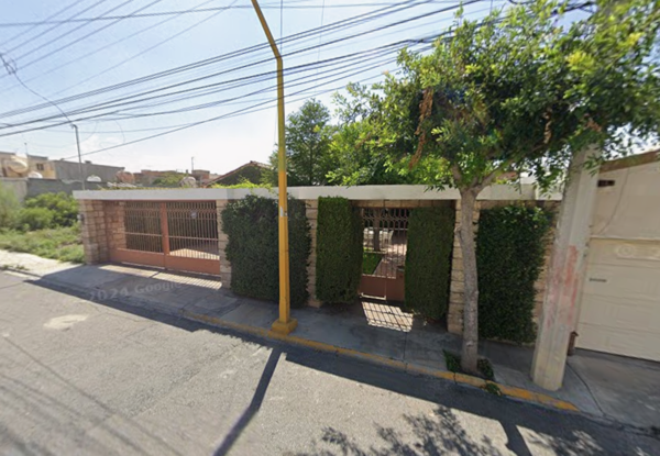Casa en venta en Latinoamericana, Saltillo — foto 2 de 8