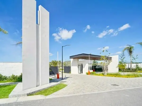 Terreno en venta en San Bernardino Tlaxcalancingo, San Andrés Cholula — foto 2 de 2