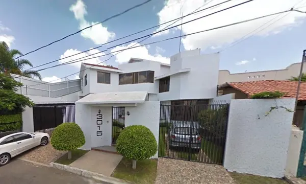 Casa en venta en Villas de Irapuato, Irapuato — foto 2 de 16