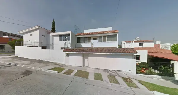 Casa en venta en Lomas Altas, Zapopan — foto 2 de 12