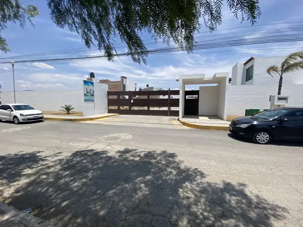 Casa en venta en Lomas del Chacón, Mineral de la Reforma — foto 2 de 12