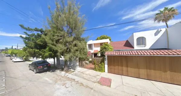 Casa en venta en La Estancia, Zapopan — foto 3 de 12