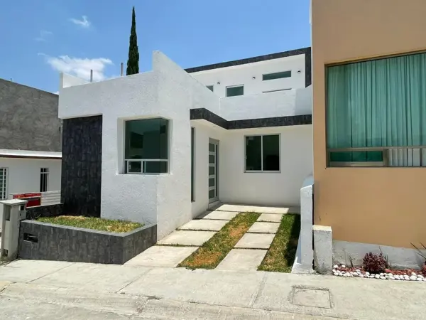 Casa en venta en Jazmín, Mineral de la Reforma — foto 3 de 16