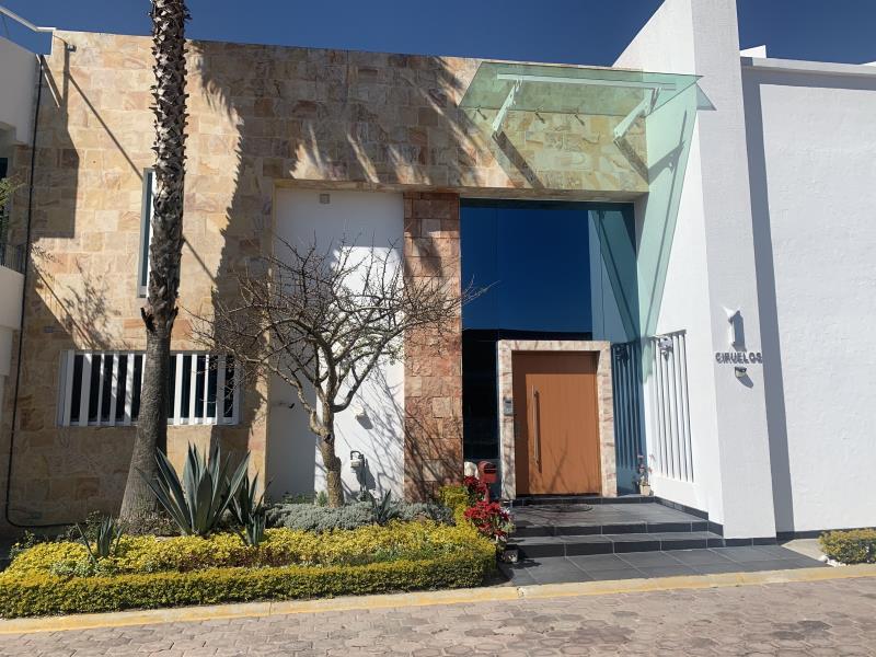 Casa en venta en San Bernardino Tlaxcalancingo, San Andrés Cholula — foto 1 de 45