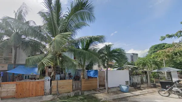 Casa en venta en Playa del Carmen, Playa del Carmen — foto 1 de 24