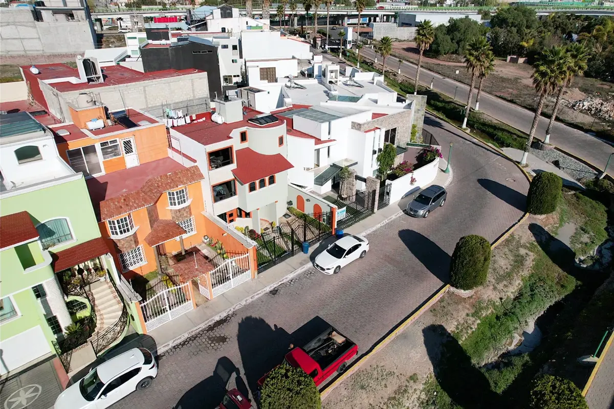 Casa en venta en Arboledas de San Javier, Pachuca de Soto — foto 1 de 26