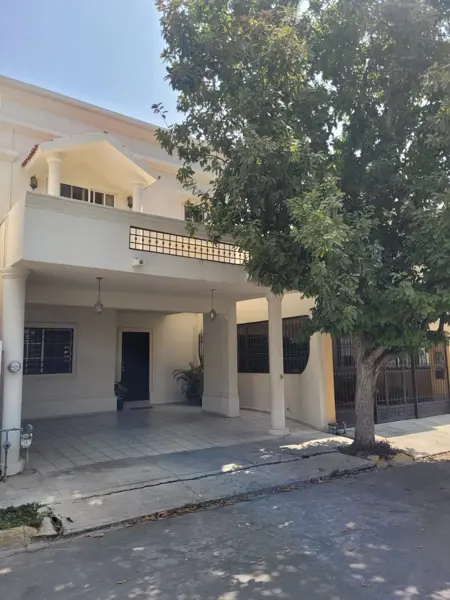Casa en venta en Bosques del Poniente, Santa Catarina — foto 2 de 9