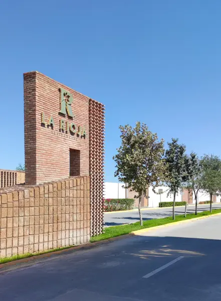 Casa en venta en La Rioja Residencial, Torreón — foto 2 de 38