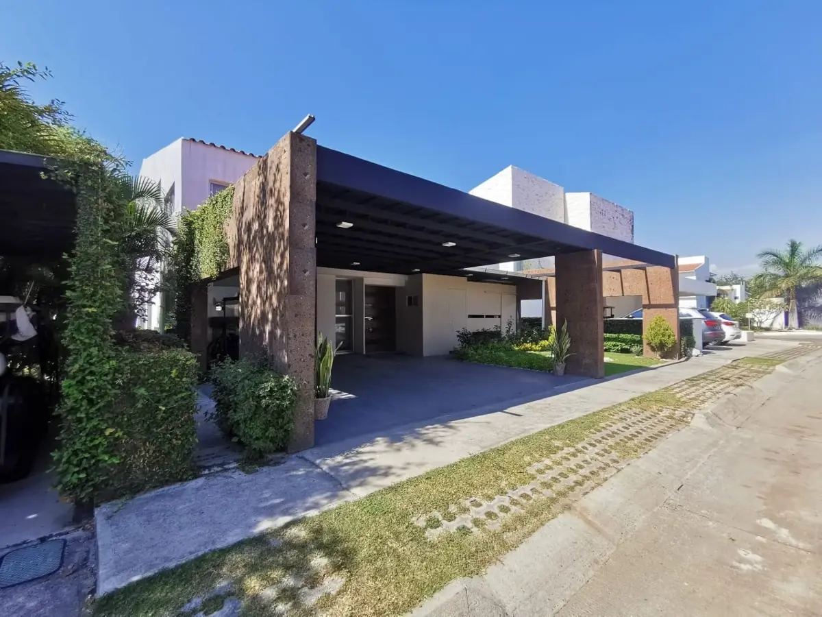 Casa en venta en Paraíso Country Club, Emiliano Zapata — foto 1 de 21