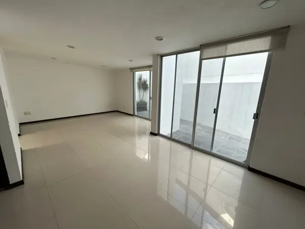 Casa en venta en Lomas de Angelópolis, San Andrés Cholula — foto 3 de 8