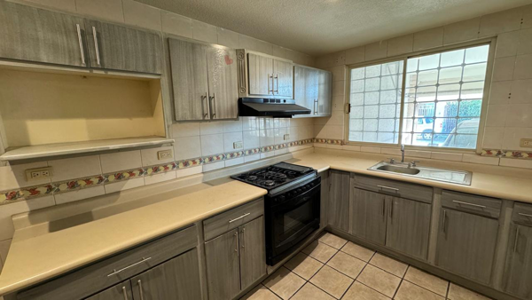 Casa en venta en Nuevo San Isidro, Torreón — foto 3 de 34