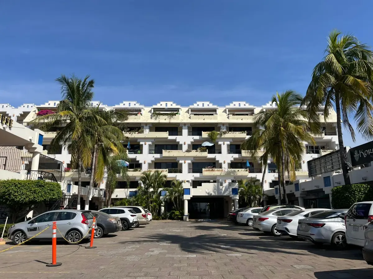 Local en renta en Lomas de Mazatlan, Mazatlán — foto 1 de 23