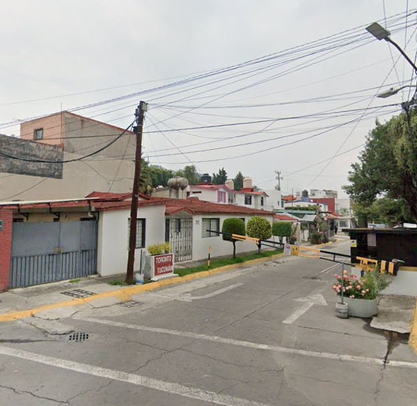 Casa en venta en Valle Dorado, Tlalnepantla de Baz — foto 2 de 5